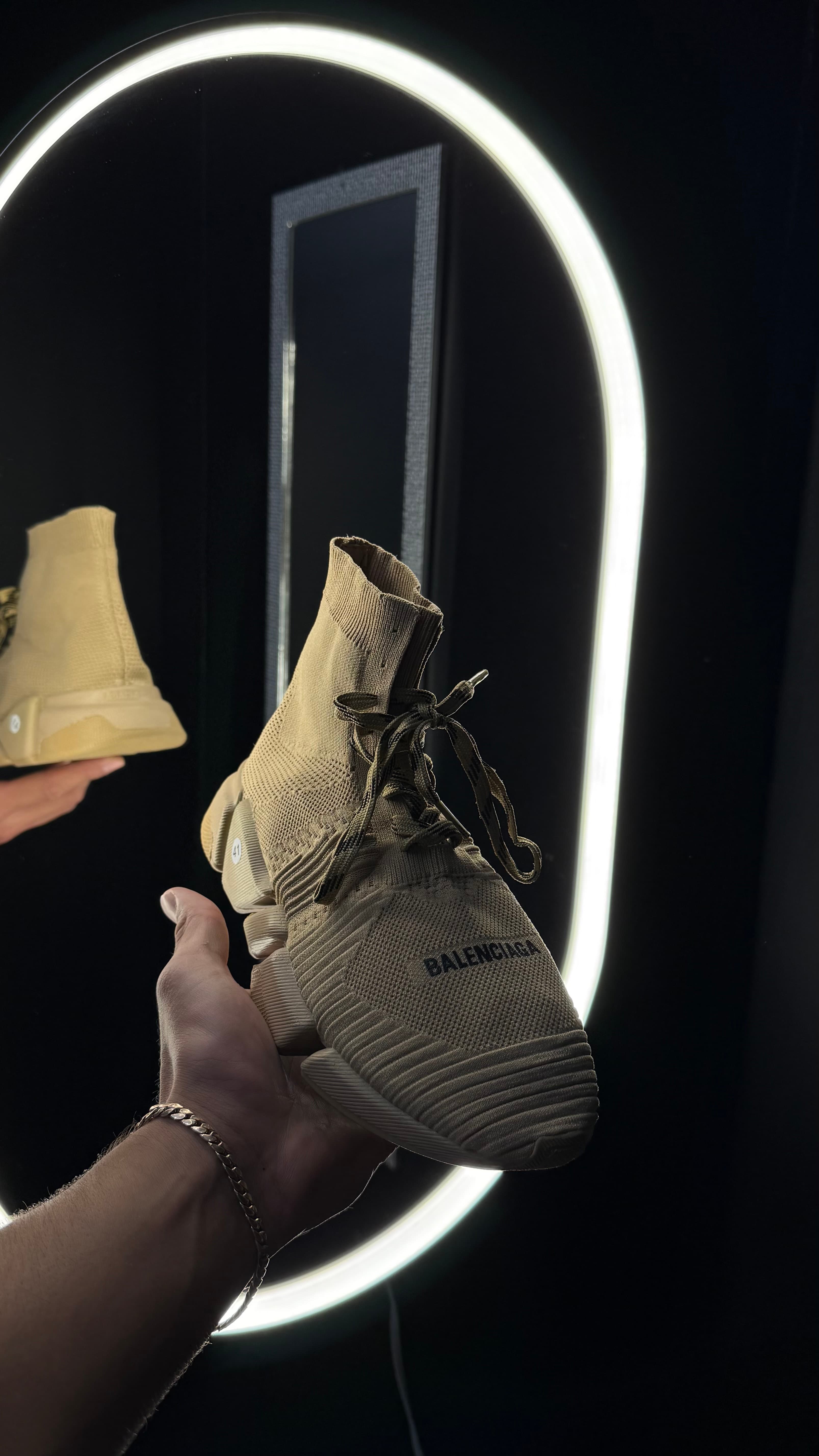 Balenciaga Speed 2.0 café 